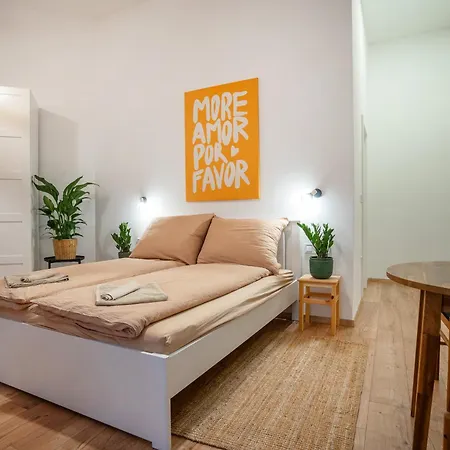 Quasi Apartamento Eger